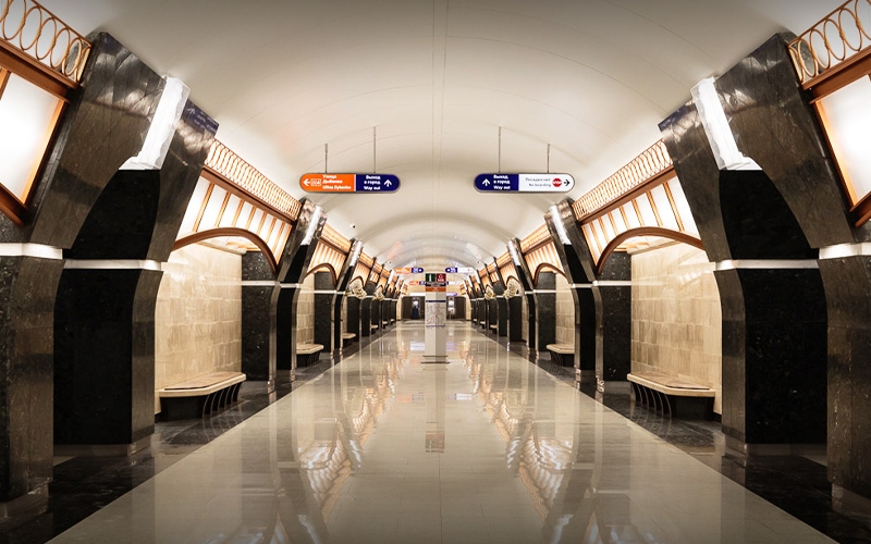 Световые решения для новой глубины: наш вклад в станцию метро «Горный институт»